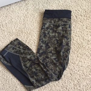 Lulu Lemon camo leggings